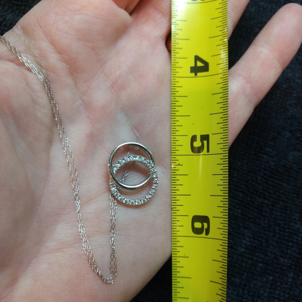 18 K white gold eternity necklace